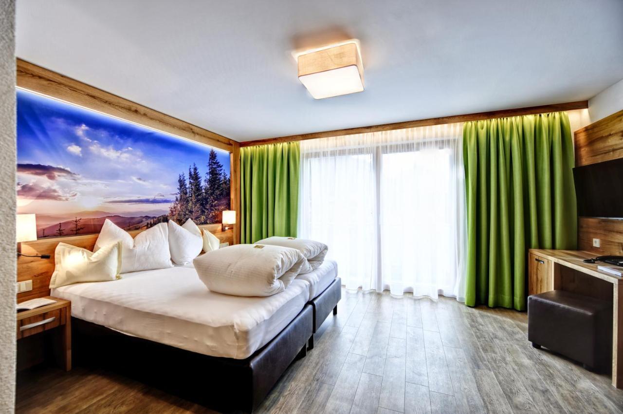Hotel Arnika Ischgl Bagian luar foto