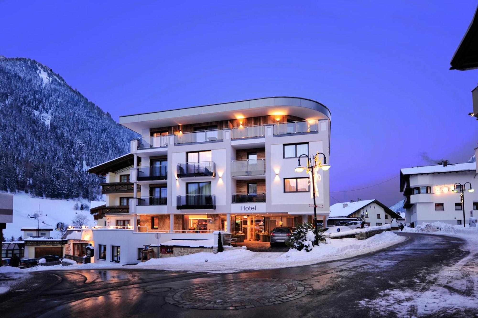Hotel Arnika Ischgl Bagian luar foto