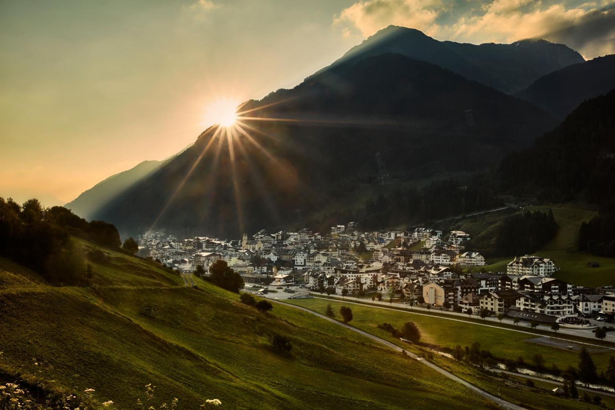 Hotel Arnika Ischgl Bagian luar foto