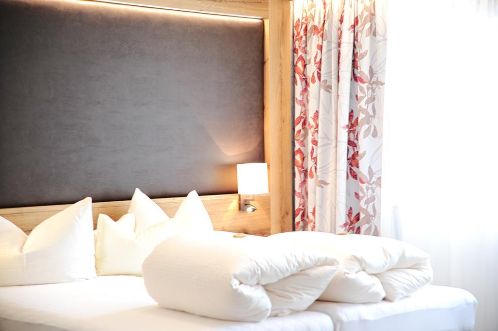Hotel Arnika Ischgl Bagian luar foto