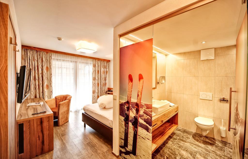 Hotel Arnika Ischgl Bagian luar foto