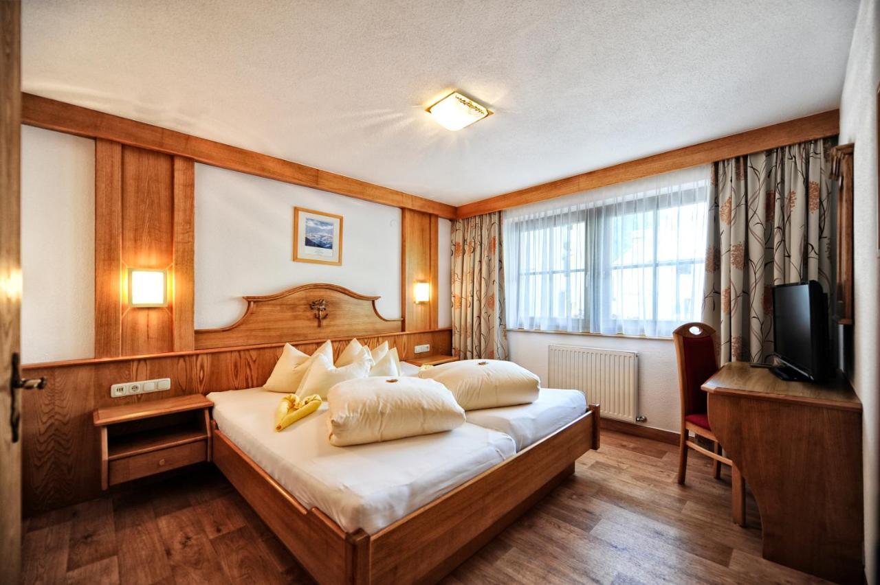 Hotel Arnika Ischgl Bagian luar foto